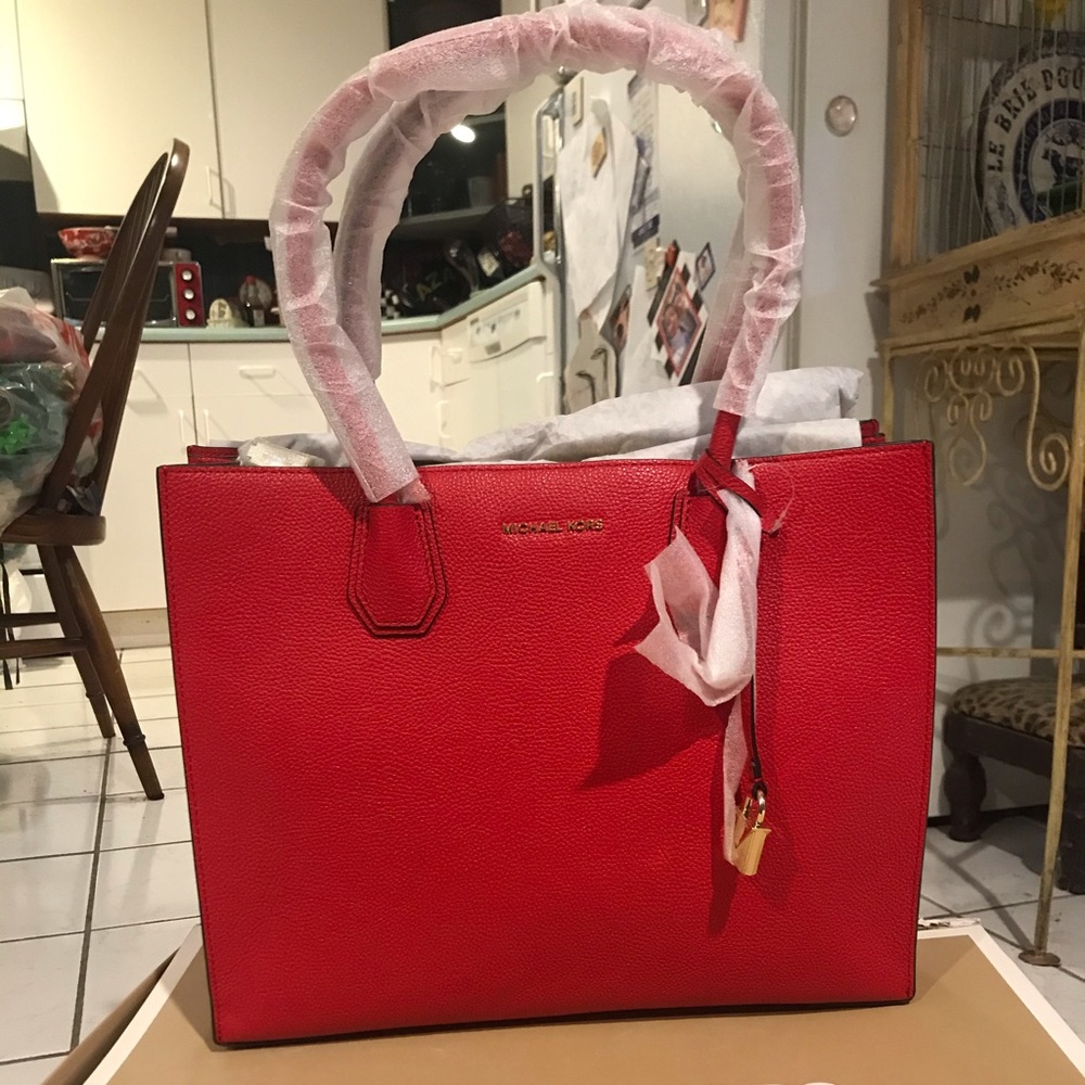 BRAND NEW Michael Kors large tote